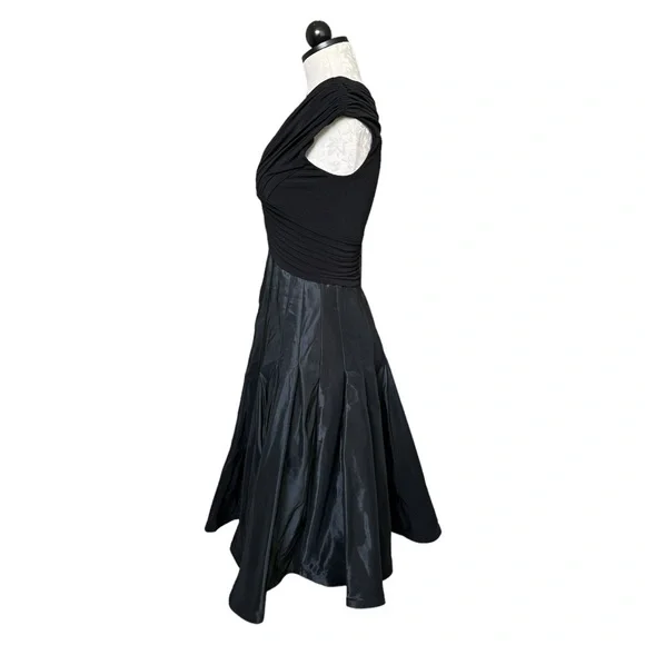Tadashi Collection Cocktail Dress Black Fit & Flare Draped & lTrumpet Size 4 - Picture 6 of 15